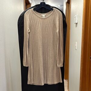 Max Studio Beige Pleated Knit Dress
